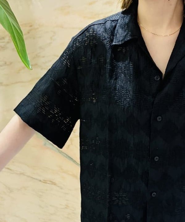 岩沢 珠代さんの「BEAMS WOMEN｜CMMN SWDN / Ture オープンカラー シャツ」を使ったコーディネート