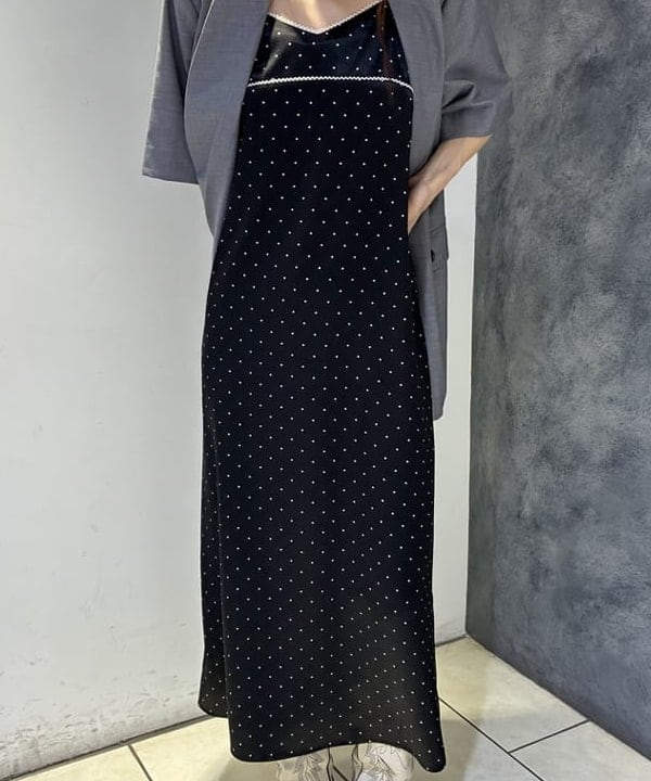 ササキさんの「BEAMS WOMEN｜サテン ドット キャミワンピース」を使ったコーディネート