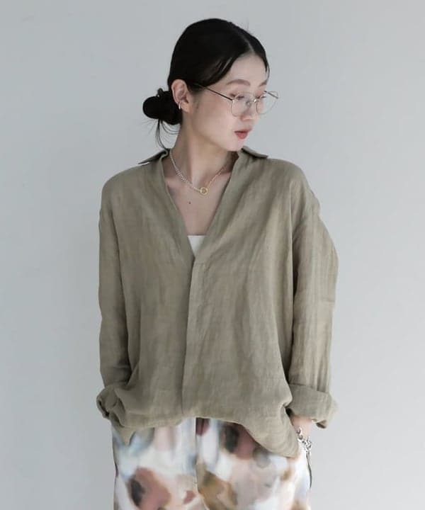 隈元 楓さんの「BEAMS WOMEN｜:colon / リネンシャツ」を使ったコーディネート