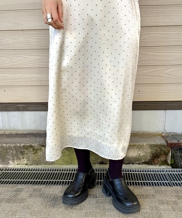 カタヤマ アヤさんの「BEAMS WOMEN｜【別注】PICCADILLY / リブ Tシャツ」を使ったコーディネート