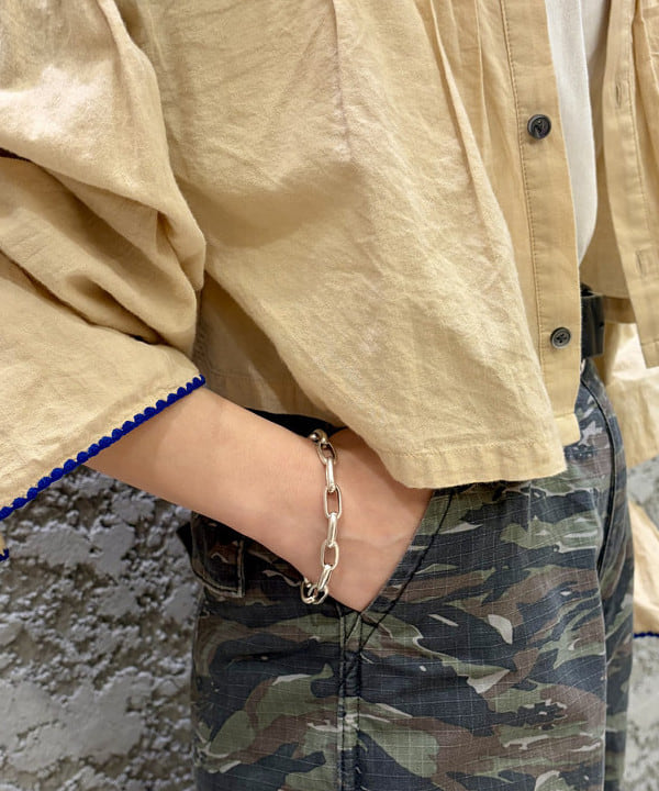 たぐみさんの「BEAMS WOMEN｜リップストップ ミリタリー パンツ」を使ったコーディネート