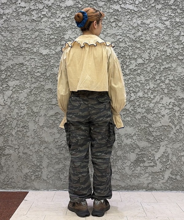 たぐみさんの「BEAMS WOMEN｜リップストップ ミリタリー パンツ」を使ったコーディネート