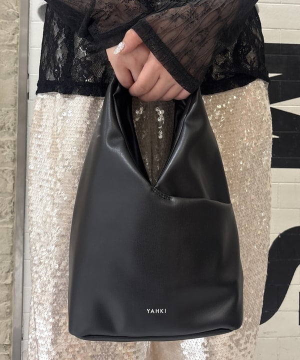 大石彩可さんの「BEAMS WOMEN｜maturely / スパンコール ハーフ パンツ」を使ったコーディネート