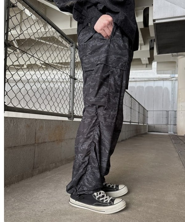 しゅうとさんの「BEAMS WOMEN｜レース オープンカラーシャツ【リラックスフィット】」を使ったコーディネート