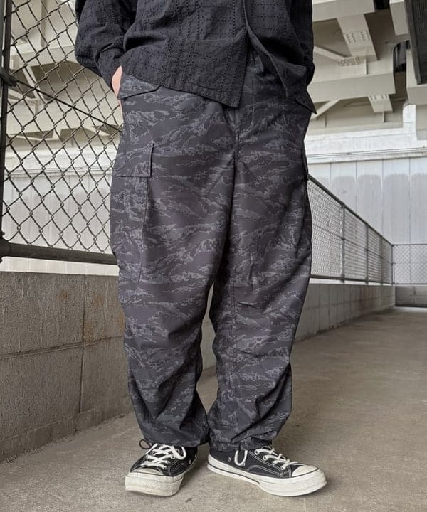 しゅうとさんの「BEAMS WOMEN｜レース オープンカラーシャツ【リラックスフィット】」を使ったコーディネート