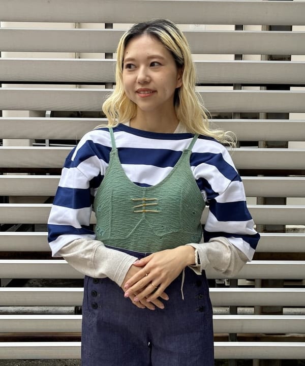 MATSUMOTO AMIさんの「BEAMS WOMEN｜【別注】LACOSTE / ボーダー Tシャツ」を使ったコーディネート