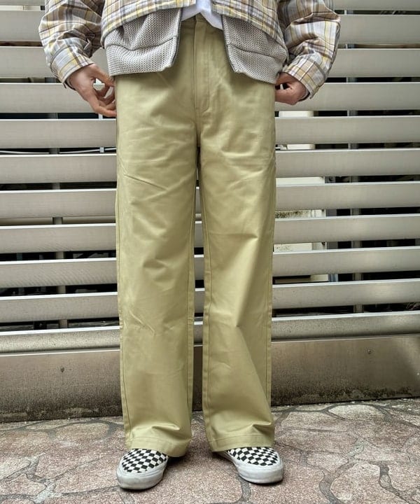 高遠 恒巳さんの「BEAMS WOMEN｜チェック ジップ ブルゾン」を使ったコーディネート