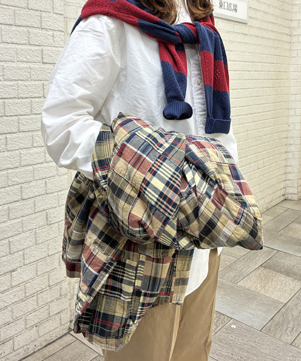 キラリさんの「BEAMS WOMEN｜BEAMS PLUS / アメリカン オックスフォード ボタンダウン シャツ クラシックフィット」を使ったコーディネート