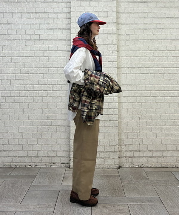 キラリさんの「BEAMS WOMEN｜BEAMS PLUS / アメリカン オックスフォード ボタンダウン シャツ クラシックフィット」を使ったコーディネート