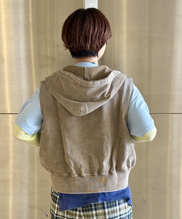 みりさんの「マドラス チェック ショーツ」を使ったコーディネート