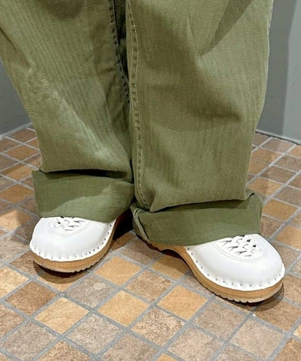 イシイ サオリさんの「BEAMS WOMEN｜ボーイ ベーシック Tシャツ」を使ったコーディネート