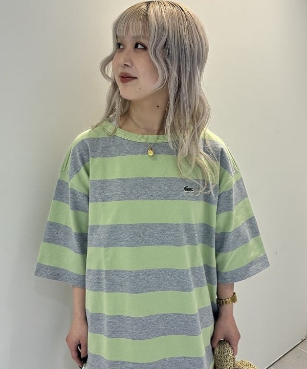 ando naoさんの「BEAMS WOMEN｜【別注】LACOSTE / ボーダー Tシャツ」を使ったコーディネート