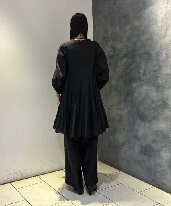 OSUMIさんの「BEAMS WOMEN｜【別注】MARIHA / エンジェルのミニワンピース」を使ったコーディネート