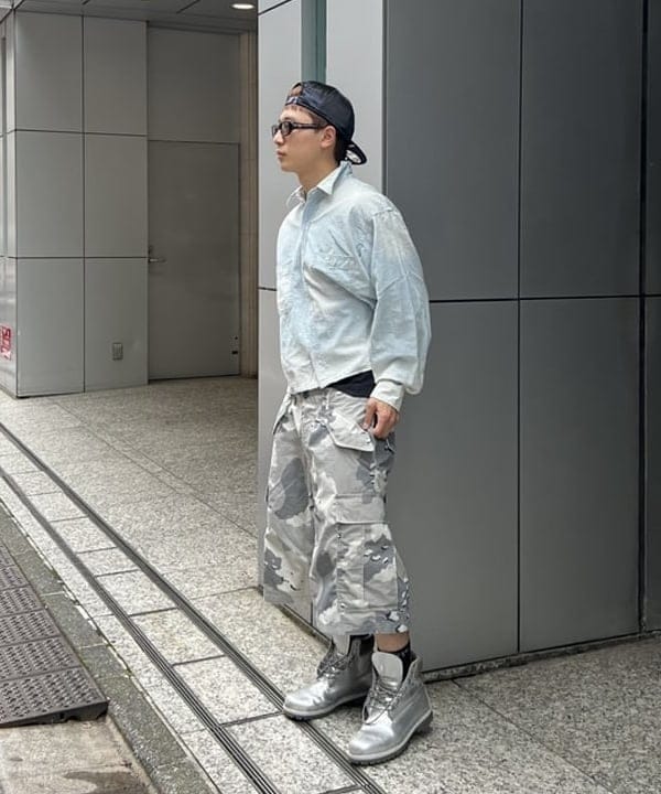 照田 拓史さんの「BEAMS WOMEN｜Damage Chambray Shirt」を使ったコーディネート