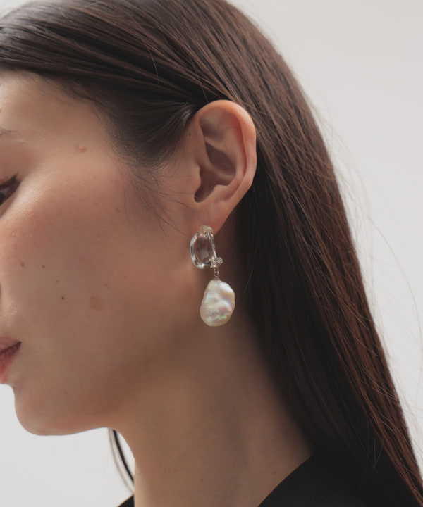 隈元 楓さんの「BEAMS WOMEN｜ドライカルゼ ベルテッド ジャケット」を使ったコーディネート