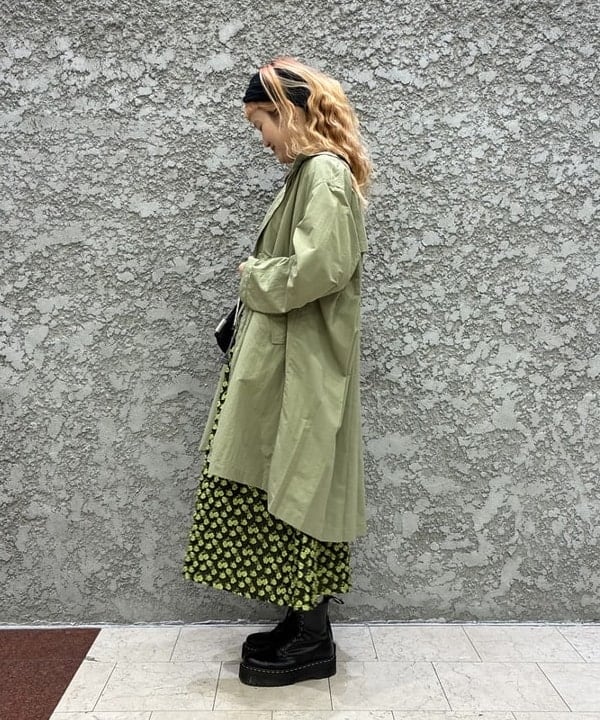 マツモト アカネさんの「BEAMS WOMEN｜ステンレス ニュアンス ハート ネックレス」を使ったコーディネート