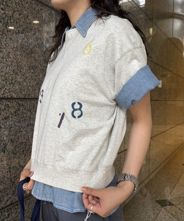 ばるたんさんの「BEAMS WOMEN｜ランダム ナンバリング ショートスリーブ」を使ったコーディネート