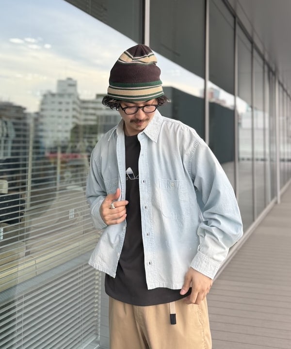 BAKU(東江 漠)さんの「BEAMS WOMEN｜Damage Chambray Shirt」を使ったコーディネート