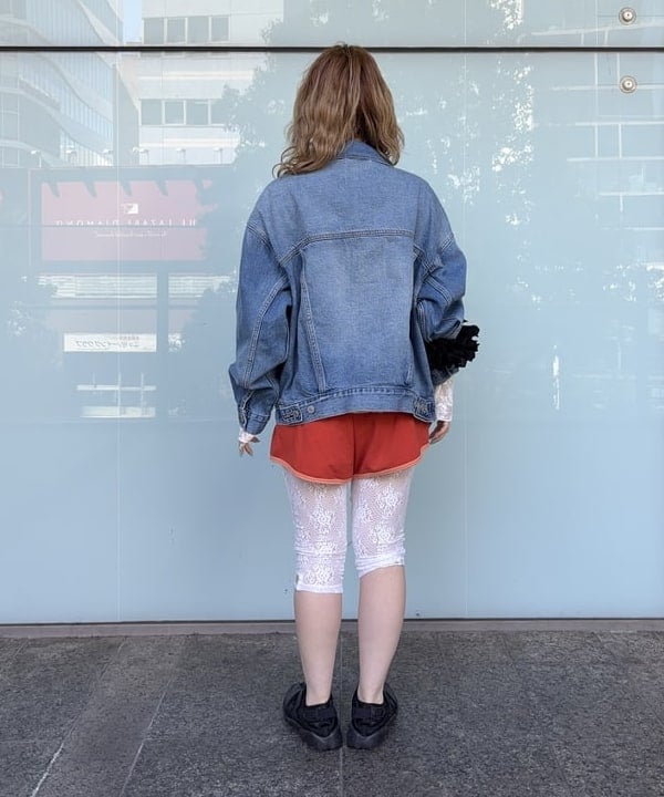 まゆちゃんさんの「BEAMS WOMEN｜LEVI&rsquo;S(R) / 90S トラッカージャケット」を使ったコーディネート