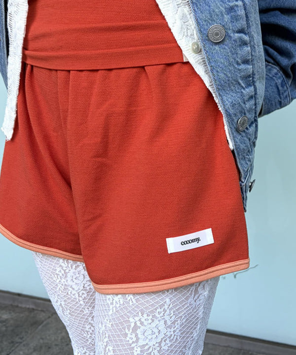 まゆちゃんさんの「BEAMS WOMEN｜LEVI&rsquo;S(R) / 90S トラッカージャケット」を使ったコーディネート