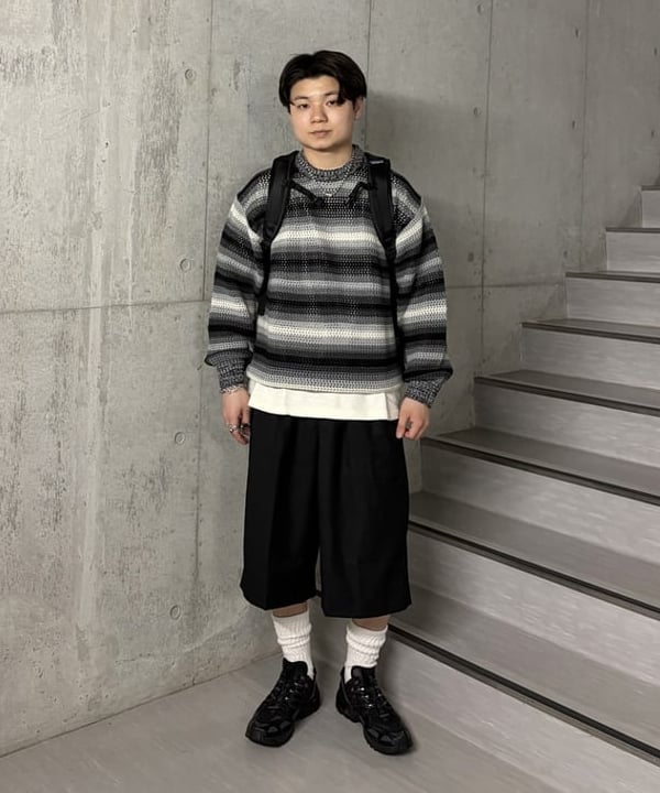 Mesh Border Crew Neck