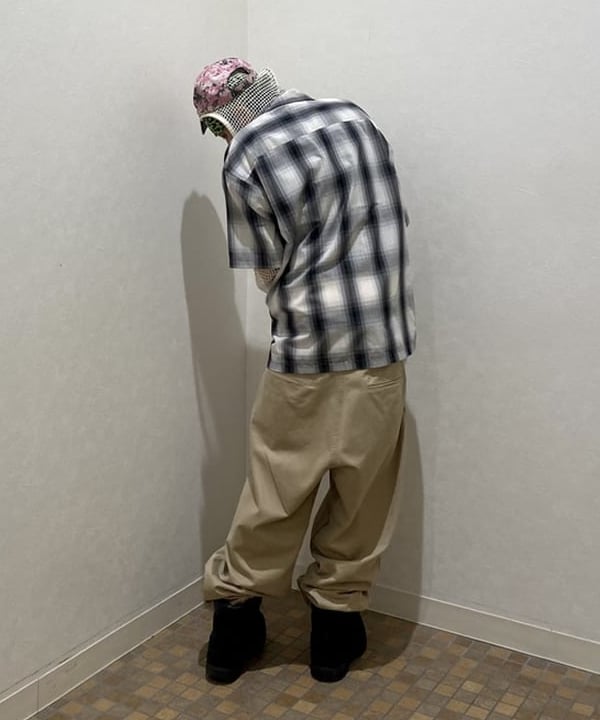 はるひむさんの「BEAMS WOMEN｜オンブレチェック ミニレギュラーカラーシャツ【リラックスフィット】」を使ったコーディネート