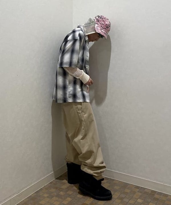 はるひむさんの「BEAMS WOMEN｜オンブレチェック ミニレギュラーカラーシャツ【リラックスフィット】」を使ったコーディネート