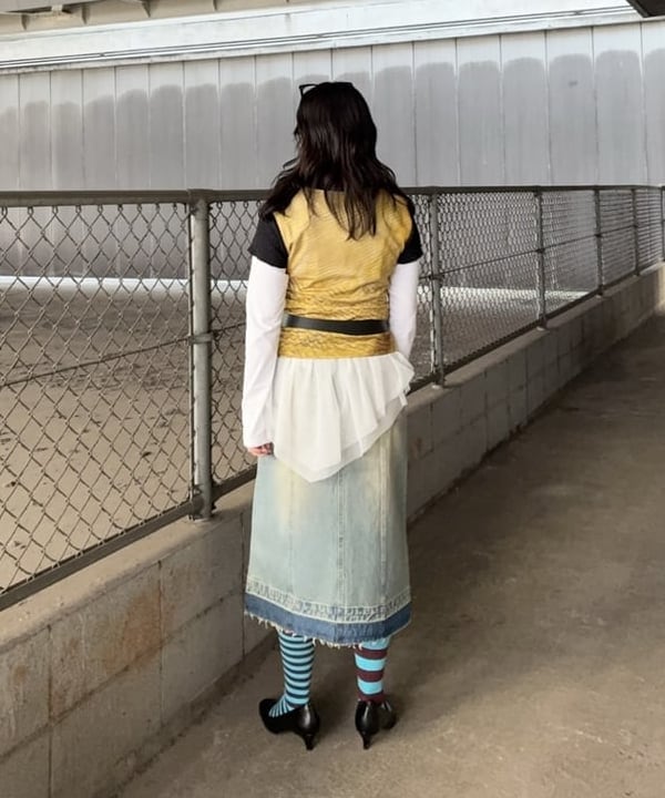 晶さんの「BEAMS WOMEN｜オーバーダイ デニム スカート」を使ったコーディネート
