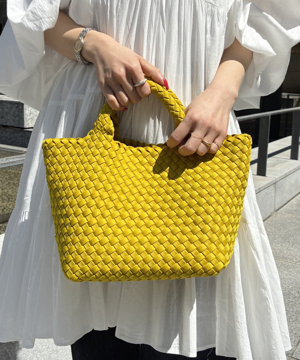 蒲原 捺美さんの「BEAMS WOMEN｜【別注】MARIHA / エンジェルのミニワンピース」を使ったコーディネート