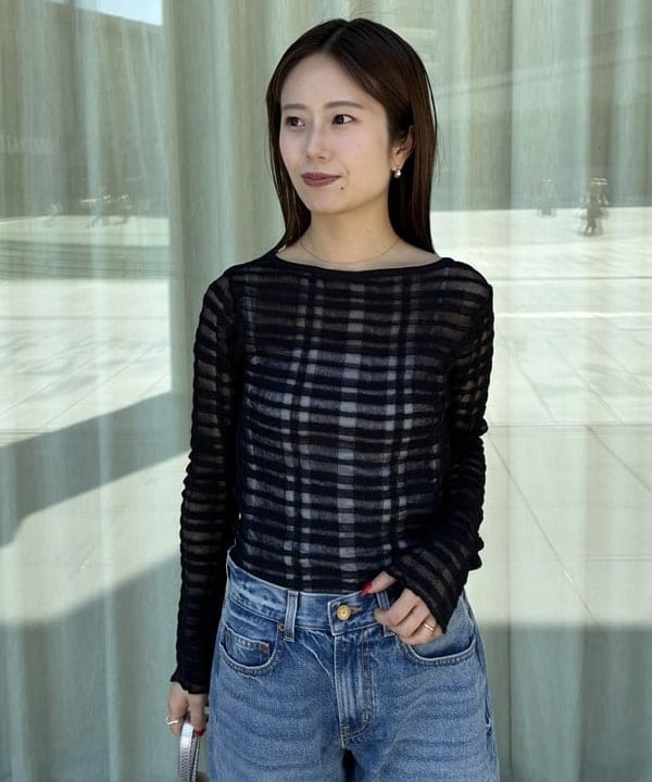 蒲原 捺美さんの「BEAMS WOMEN｜TAN / チェックパターン プルオーバー ニット」を使ったコーディネート