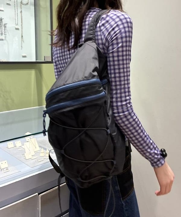 神坂 莉子さんの「BEAMS WOMEN｜パッカブル バックパック」を使ったコーディネート