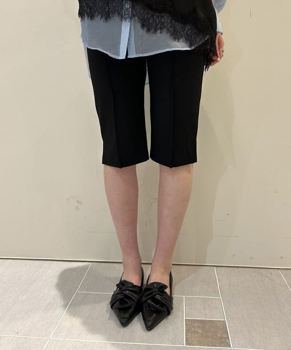 桃羽さんの「BEAMS WOMEN｜ストレッチ カプリ パンツ」を使ったコーディネート