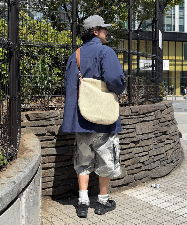 BAKU(東江 漠)さんの「BEAMS WOMEN｜【別注】NEW ERA / 9FIFTY Refrective Cap」を使ったコーディネート