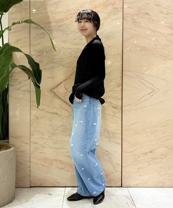 中丸　栞さんの「BEAMS WOMEN｜CMMN SWDN / Esme タンクトップ」を使ったコーディネート