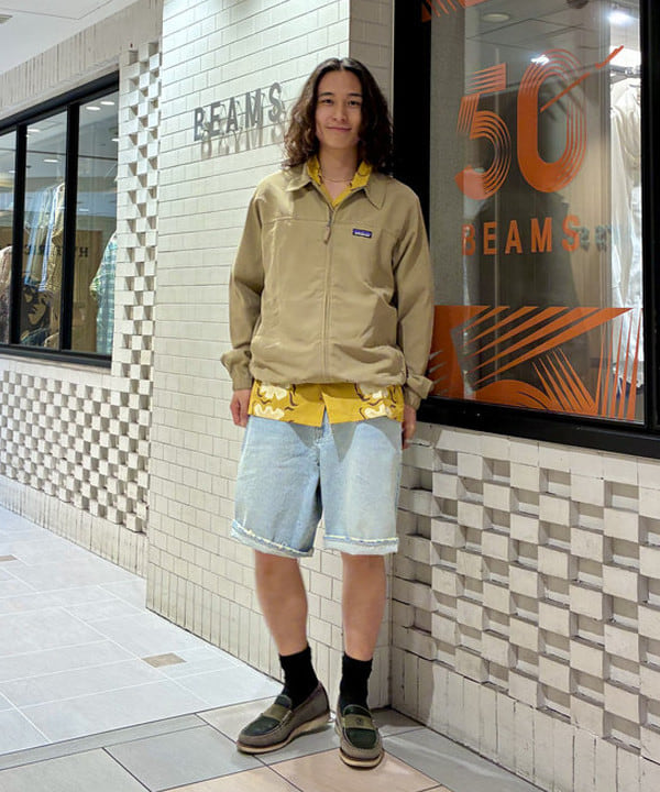 Kellyさんの「BEAMS WOMEN｜ダメージ デニムショートパンツ【ワイドストレートフィット】」を使ったコーディネート