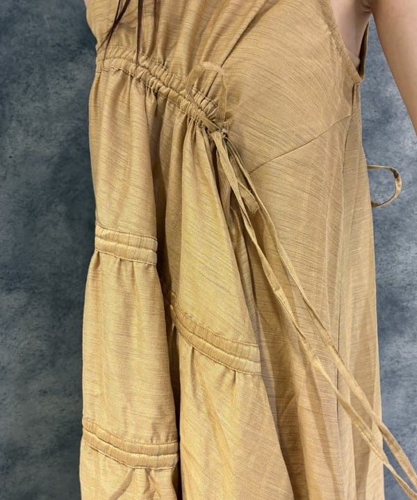 ササキさんの「BEAMS WOMEN｜GHOSPELL / Nerissa Ruched Midi Dress」を使ったコーディネート