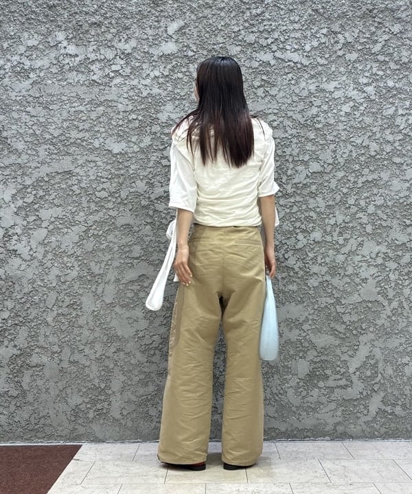 ササキさんの「BEAMS WOMEN｜ギャザー ドレープ Tシャツ」を使ったコーディネート