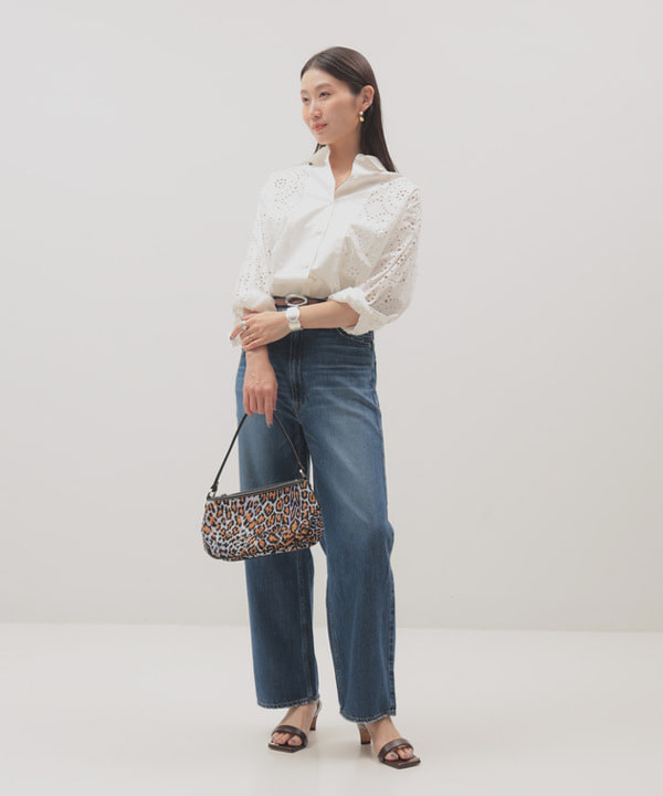 隈元 楓さんの「BEAMS WOMEN｜アイレット パターン オーバーシャツ」を使ったコーディネート