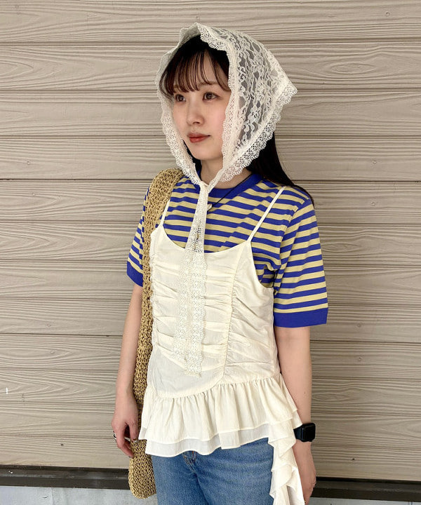 カタヤマ アヤさんの「BEAMS WOMEN｜裾 フレアー キャミソール」を使ったコーディネート