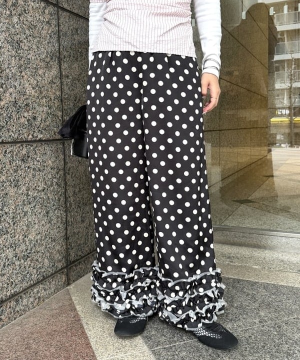 松本 佳菜子さんの「BEAMS WOMEN｜GHOSPELL / Ingie Stripe Top」を使ったコーディネート