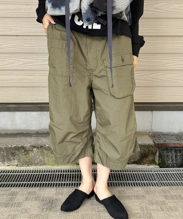 MATSUMOTO AMIさんの「BEAMS WOMEN｜ミリタリー ショーツ」を使ったコーディネート