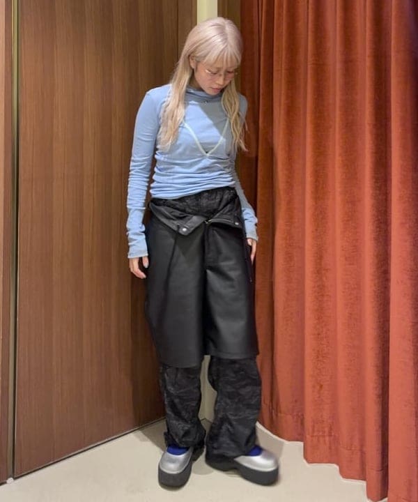 みやさかさんの「BEAMS WOMEN｜M65 メッシュ カーゴパンツ」を使ったコーディネート