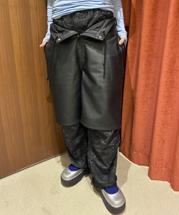 みやさかさんの「BEAMS WOMEN｜M65 メッシュ カーゴパンツ」を使ったコーディネート