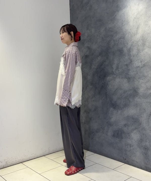 SAEさんの「BEAMS WOMEN｜レース トリム サテン キャミソール」を使ったコーディネート