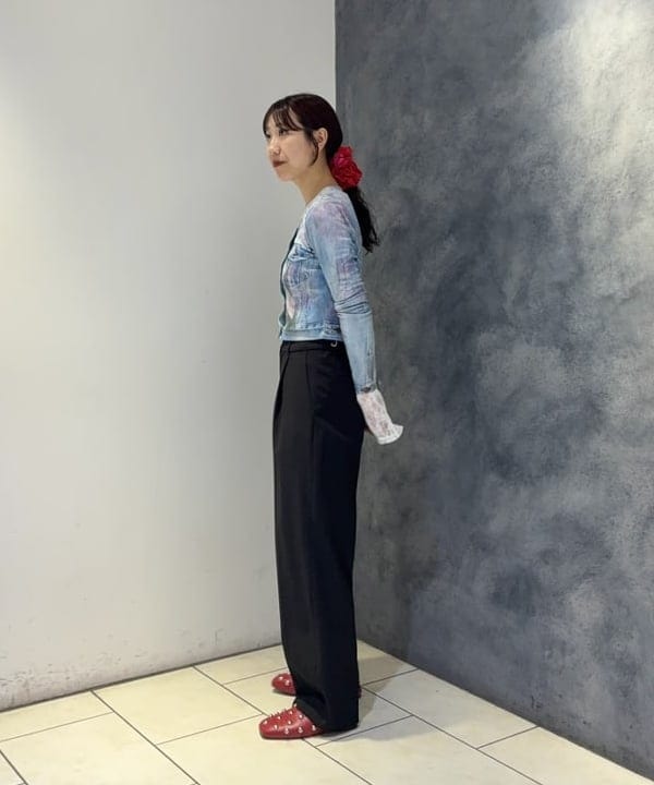 SAEさんの「BEAMS WOMEN｜1タック ストレート パンツ | 新生活・通勤・通学・オフィスカジュアル・オンオフ兼用・好印象コーデ」を使ったコーディネート