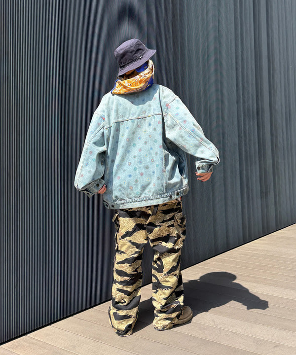 Heg.さんの「【別注】NEW ERA / MLB リバーシブル バケットハット」を使ったコーディネート