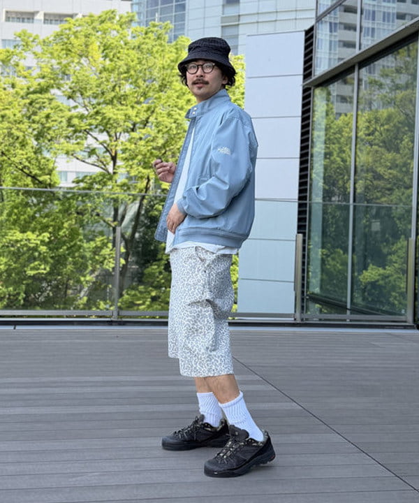 BAKU(東江 漠)さんの「BEAMS WOMEN｜プリント ダブルニーショーツ【ワイドストレートフィット】」を使ったコーディネート