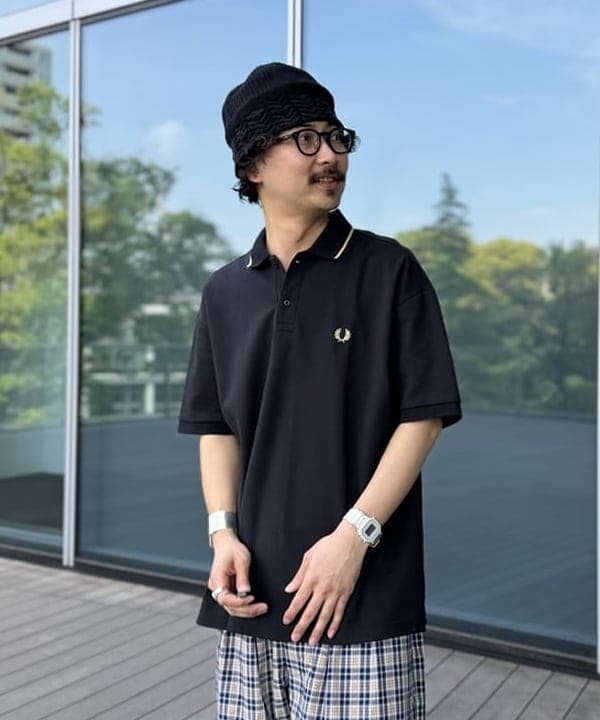 BAKU(東江 漠)さんの「BEAMS WOMEN｜【別注】FRED PERRY / リラックスフィット ピケ ポロシャツ」を使ったコーディネート