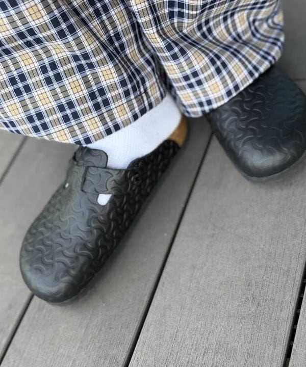 BAKU(東江 漠)さんの「BEAMS WOMEN｜【別注】FRED PERRY / リラックスフィット ピケ ポロシャツ」を使ったコーディネート