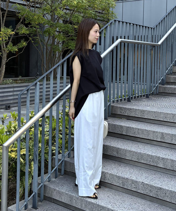 蒲原 捺美さんの「BEAMS WOMEN｜【別注】COG THE BIGSMOKE / LISA フレンチスリーブ トップス」を使ったコーディネート